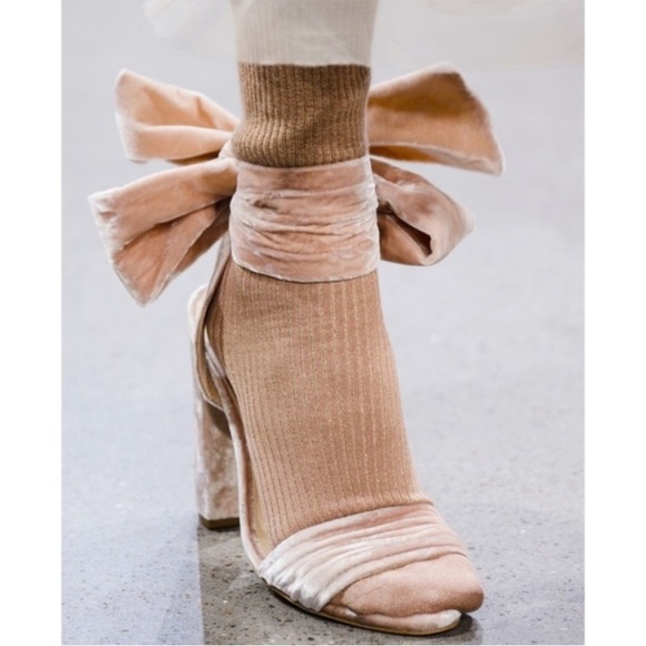 Ulla Johnson Cupid Blush Velvet Sandals - Picture 1 of 12